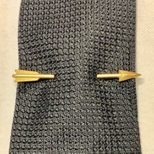 Vintage rare unique arrow necktie clip